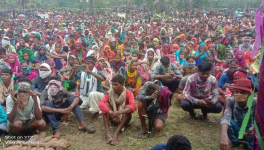 Thousands of tribals 