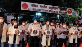 पढ़ाई कर रहे डॉक्टरों की निजी ज़िंदगी: कोविड से किस तरह प्रभावित हुए हैं जूनियर डॉक्टरों के मानसिक स्वास्थ्य