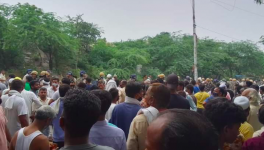 खोरी विध्वंस : पुलिस ने दुबारा लाठीचार्ज किया 