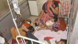 यूपी: बुखार से लगातार जाती बच्चों की जान, पश्चिम में डेंगू-मलेरिया तो पूर्वांचल में इंसेफ़ेलाइटिस का क़हर!