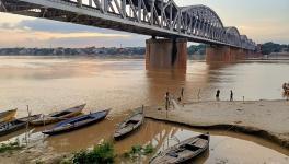 बनारस का राजघाटः इसी के पास बन रही है जानलेवा भंवर