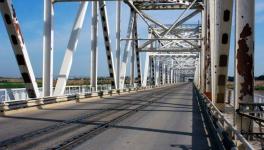 Friendship Bridge